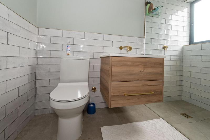 To Let 4 Bedroom Property for Rent in Aurora Western Cape